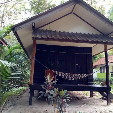 Banana Resort Koh Phayam Exterior photo